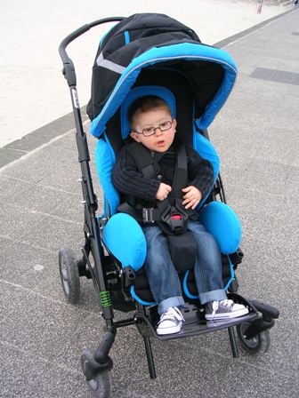 poussette médicalisée